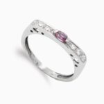 18K SORTIJA ORO BLANCO RUBI 4,5 X 3 MM Y CIRCONITAS, ANCHO: 3 MM