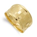 18K SORTIJA ORO AMARILLO MOTIVOS CUADRADOS MATE Y BRILLO, ANCHO: 11 MM