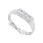 18K SORTIJA ORO BLANCO CON CIRCONITA DE AGUAMARINA, ANCHO: 4,5 MM