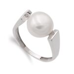 18K SORTIJA ORO BLANCO CON PERLA BARROCA Y CIRCONITAS, ANCHO: 11MM