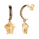 18K AROS ORO AMARILLO MEDIO ARO ESMALTE GRECA 11 X 2 MM Y MEDUSA 9MM, CIERRE PRESION