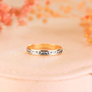 9K ALIANZA ORO BICOLOR TALLADA Y BORDES BRILLO, ANCHO: 3 MM