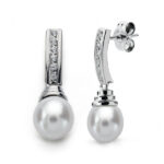 9K PENDIENTES ORO BLANCO PERLA 24X7 MM CIERRE PRESION