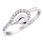 9K SORTIJA ORO BLANCO MOTIVO CALADO CON CIRCONITAS, ANCHO: 8 MM