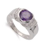 18K SORTIJA ORO BLANCO CON AMATISTA, ANCHO: 8 MM