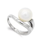 18K SORTIJA ORO BLANCO LISA Y PERLA DE 10 MM