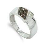 18K SORTIJA ORO BLANCO CON CIRCONITA BLANCAS Y NEGRAS, ANCHO: 8,5 MM